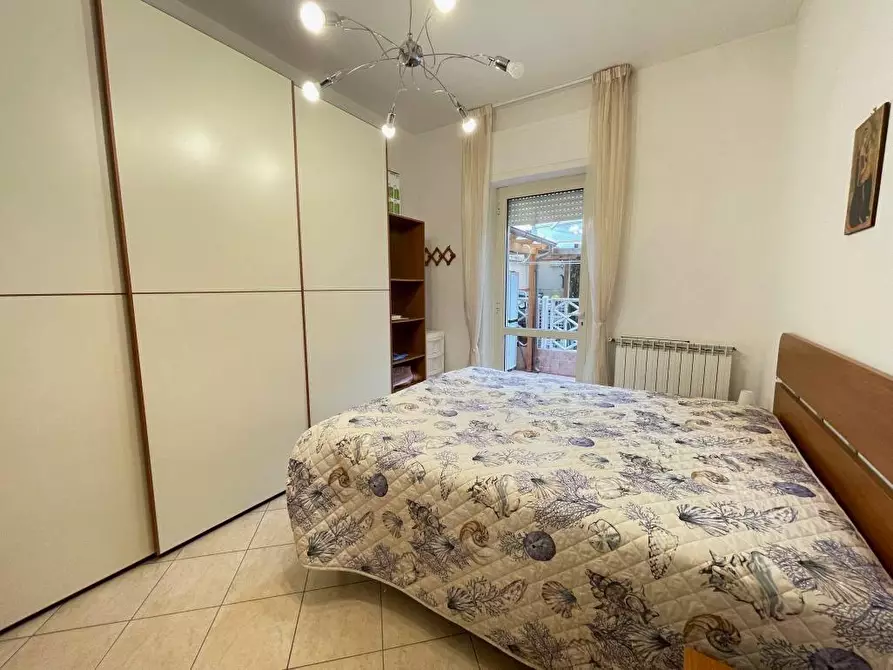 Immagine 8 di Appartamento in affitto  a Camaiore