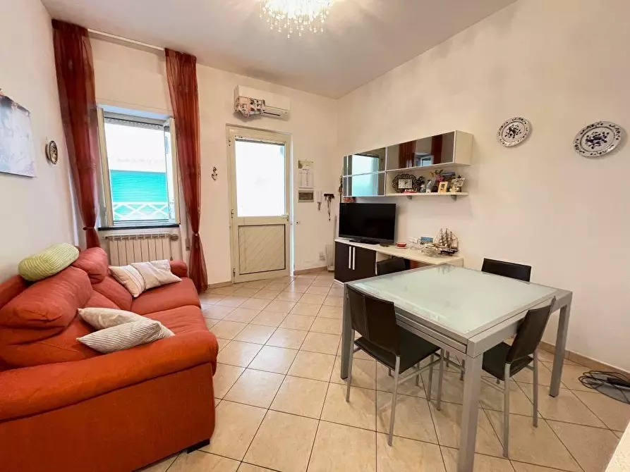 Immagine 2 di Appartamento in affitto  a Camaiore