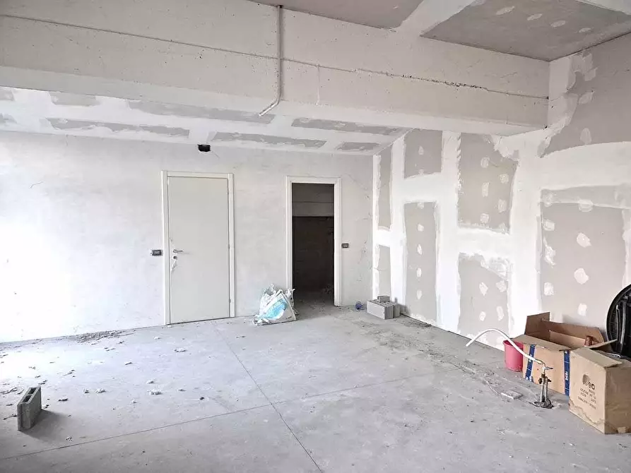Immagine 5 di Laboratorio in vendita  a Milano