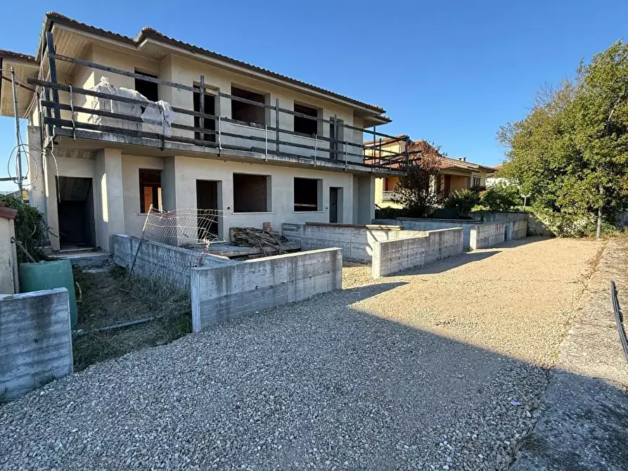 Immagine 3 di Appartamento in vendita  a Larciano