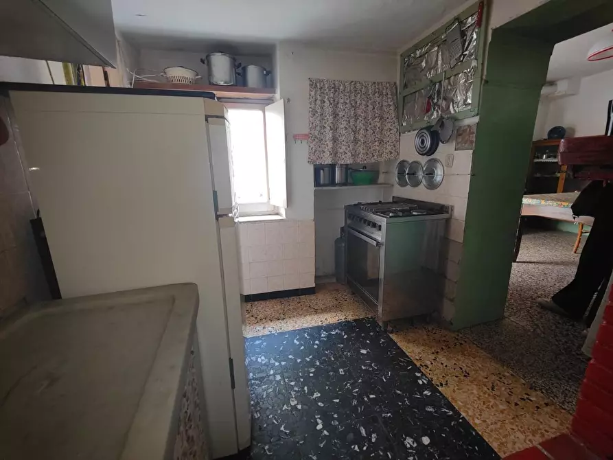 Immagine 4 di Casa semindipendente in vendita  a Fosdinovo
