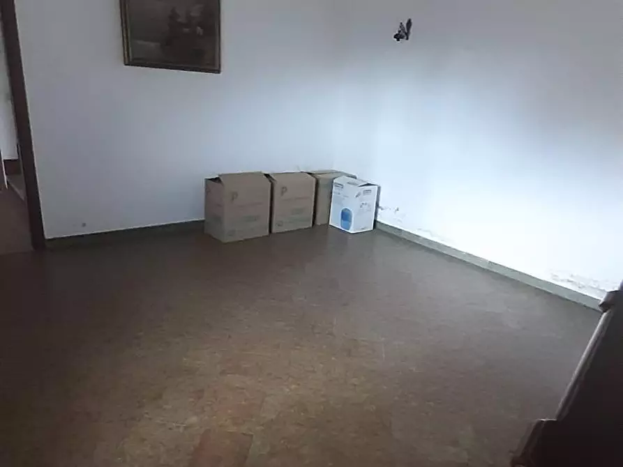 Immagine 5 di Casa indipendente in vendita  a Ortonovo