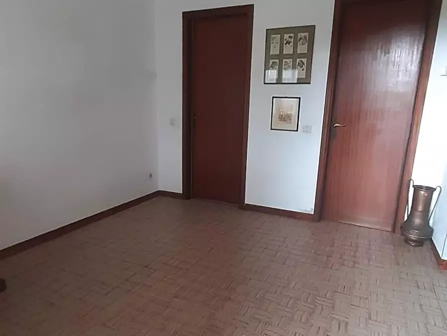 Immagine 15 di Casa indipendente in vendita  a Ortonovo