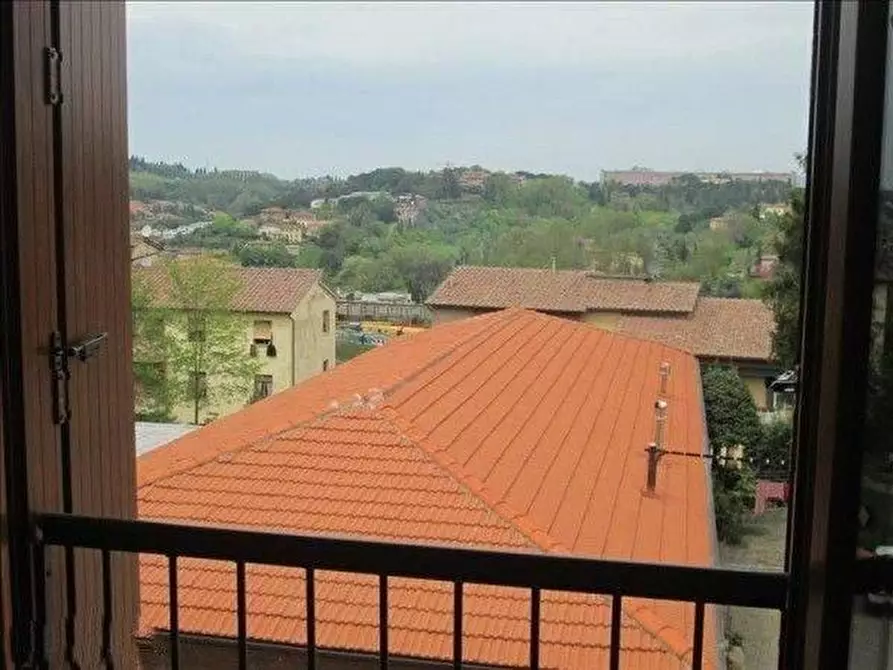 Immagine 12 di Appartamento in vendita  a Siena