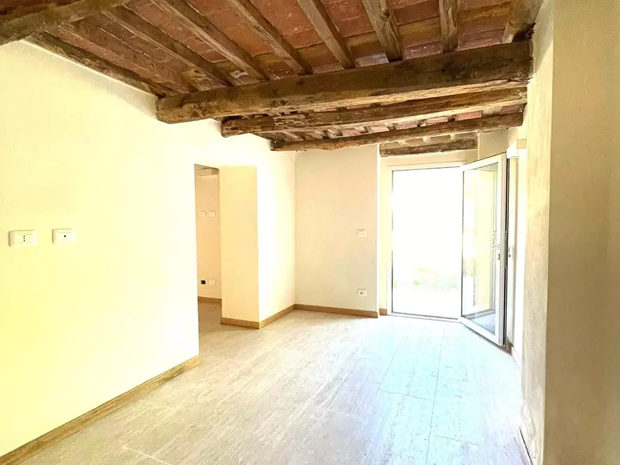 Immagine 16 di Villa in vendita  a Pietrasanta