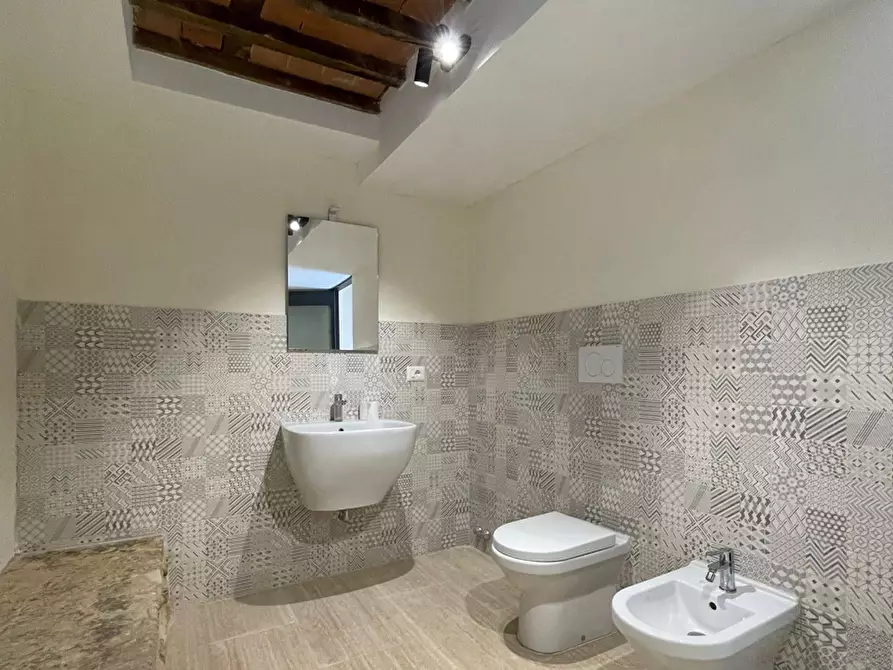 Immagine 19 di Villa in vendita  a Pietrasanta