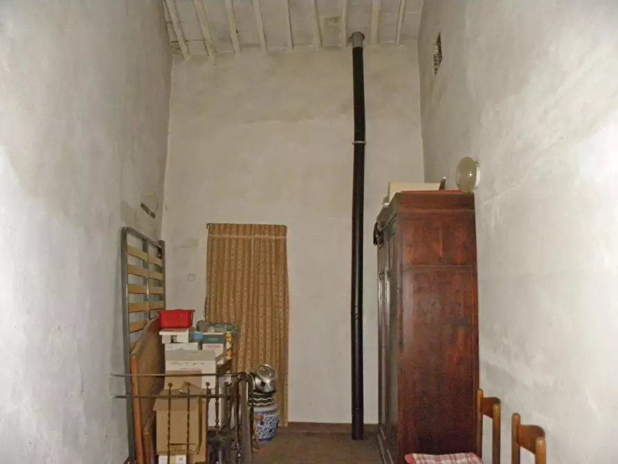 Immagine 31 di Rustico / casale in vendita  a Lucca