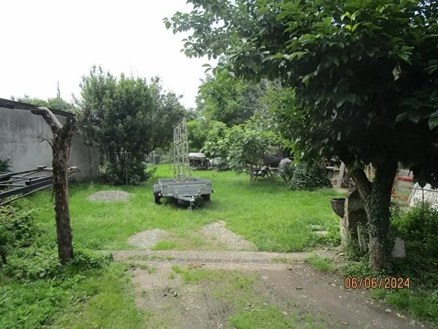 Immagine 7 di Villa in vendita  a Limbiate
