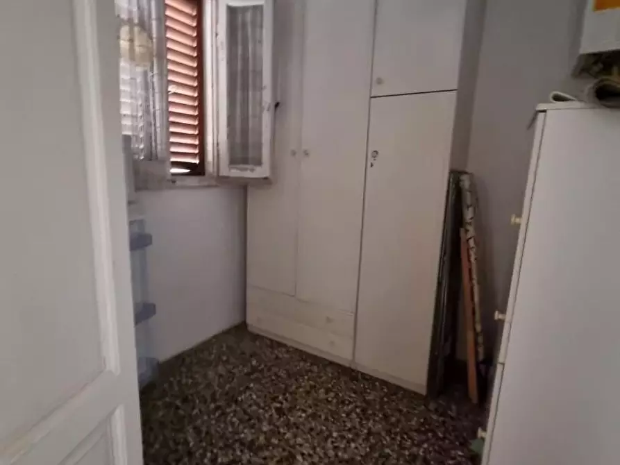 Immagine 11 di Porzione di casa in vendita  a Viareggio