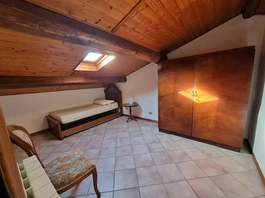 Immagine 4 di Porzione di casa in vendita  a Viareggio