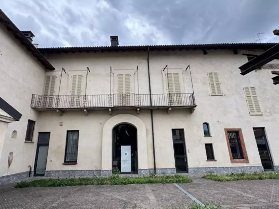 Immagine 1 di Appartamento in vendita  a Locate Di Triulzi