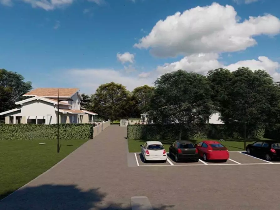Immagine 4 di Villa in vendita  a Massarosa