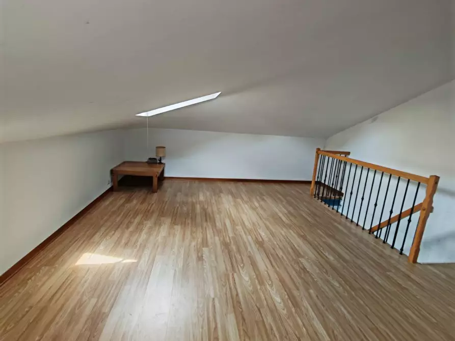 Immagine 12 di Casa semindipendente in vendita  a Carrara