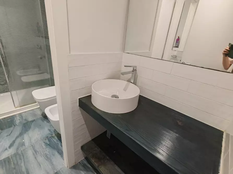 Immagine 21 di Casa semindipendente in vendita  a Carrara