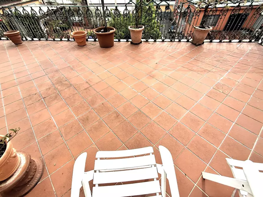 Immagine 23 di Mansarda in vendita  a Lucca