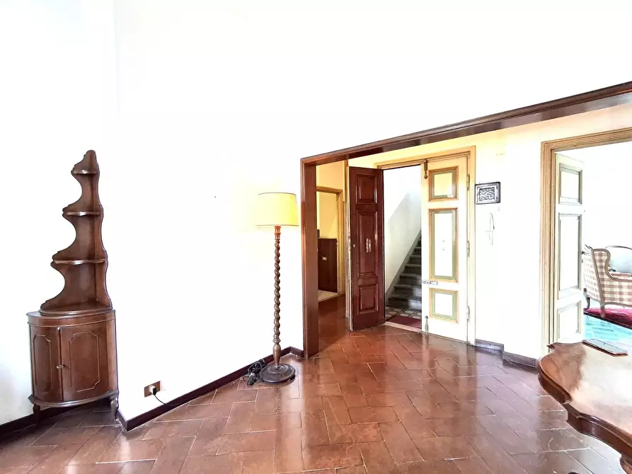Immagine 5 di Mansarda in vendita  a Lucca