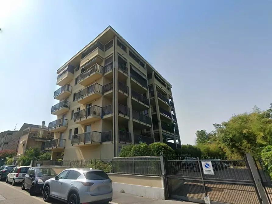 Immagine 1 di Appartamento in vendita  a Milano