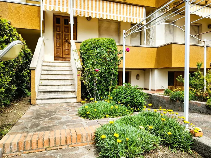 Immagine 22 di Appartamento in vendita  a Rosignano Marittimo