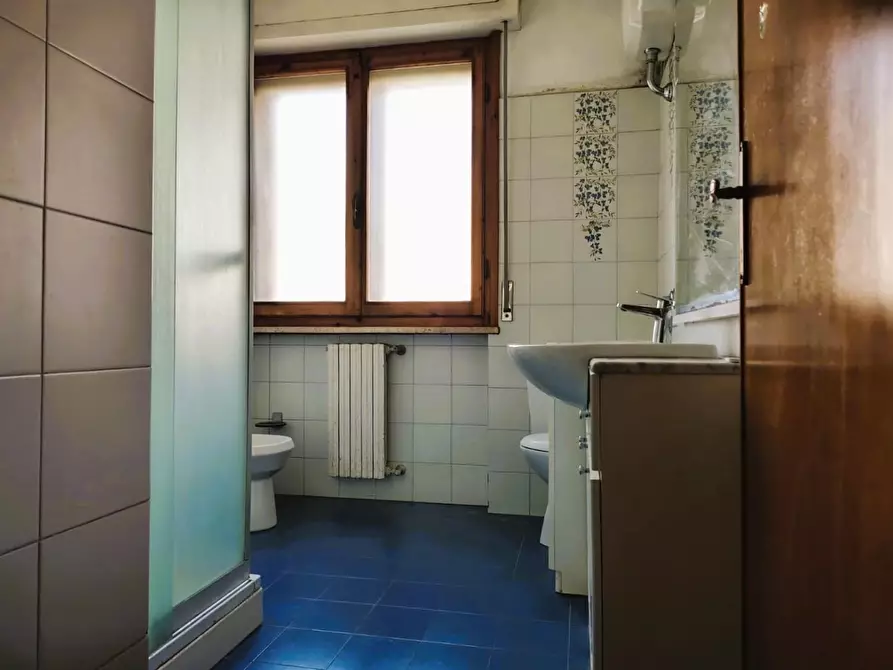 Immagine 13 di Appartamento in vendita  a Rosignano Marittimo