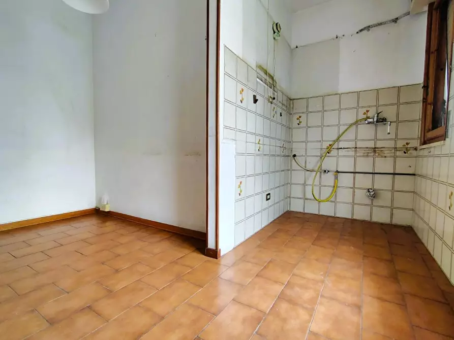 Immagine 5 di Appartamento in vendita  a Rosignano Marittimo