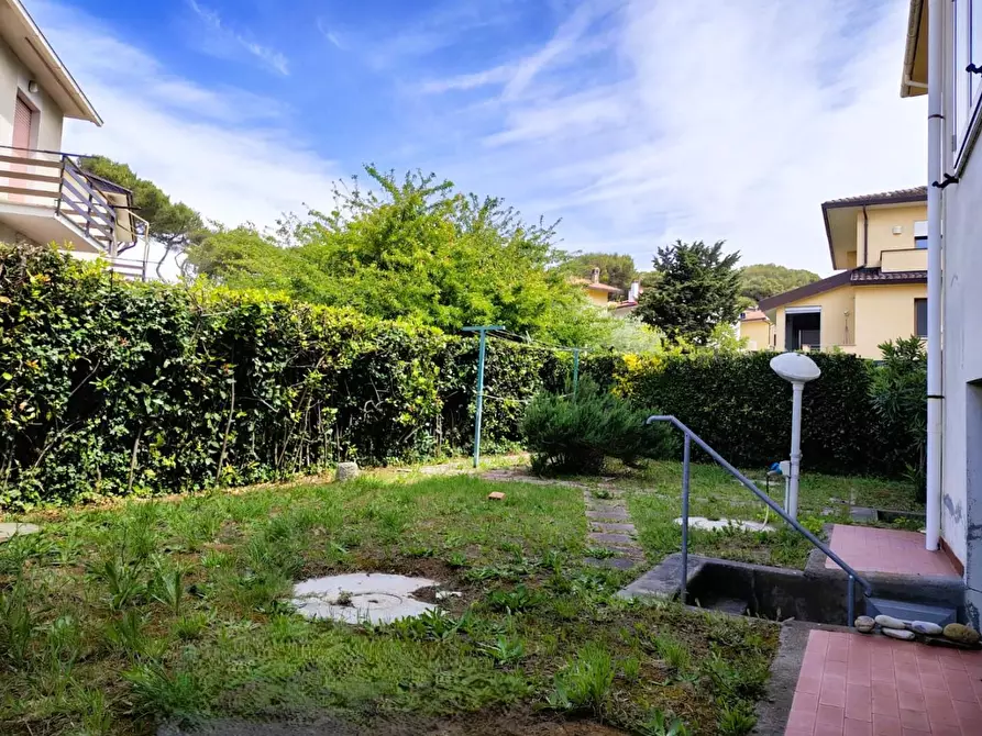 Immagine 19 di Appartamento in vendita  a Rosignano Marittimo