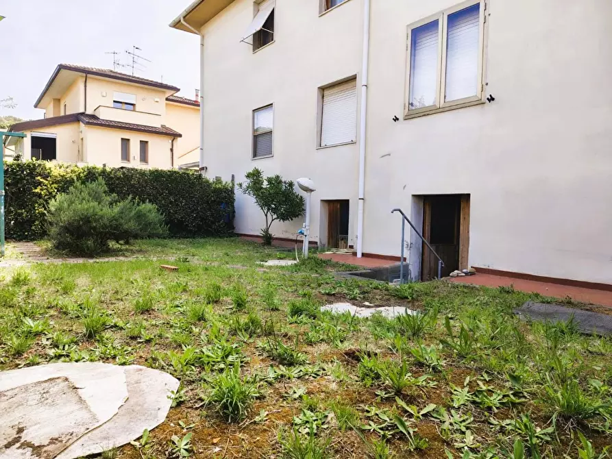 Immagine 18 di Appartamento in vendita  a Rosignano Marittimo
