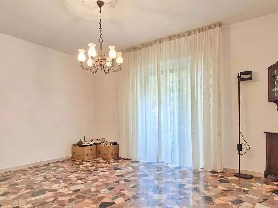 Immagine 5 di Appartamento in vendita  a Pisa