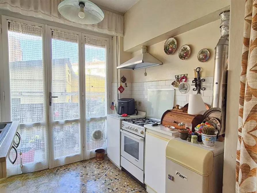 Immagine 6 di Appartamento in vendita  a Pisa