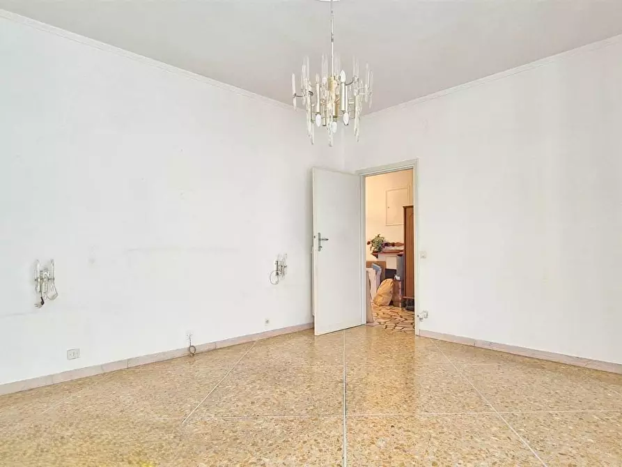 Immagine 10 di Appartamento in vendita  a Pisa