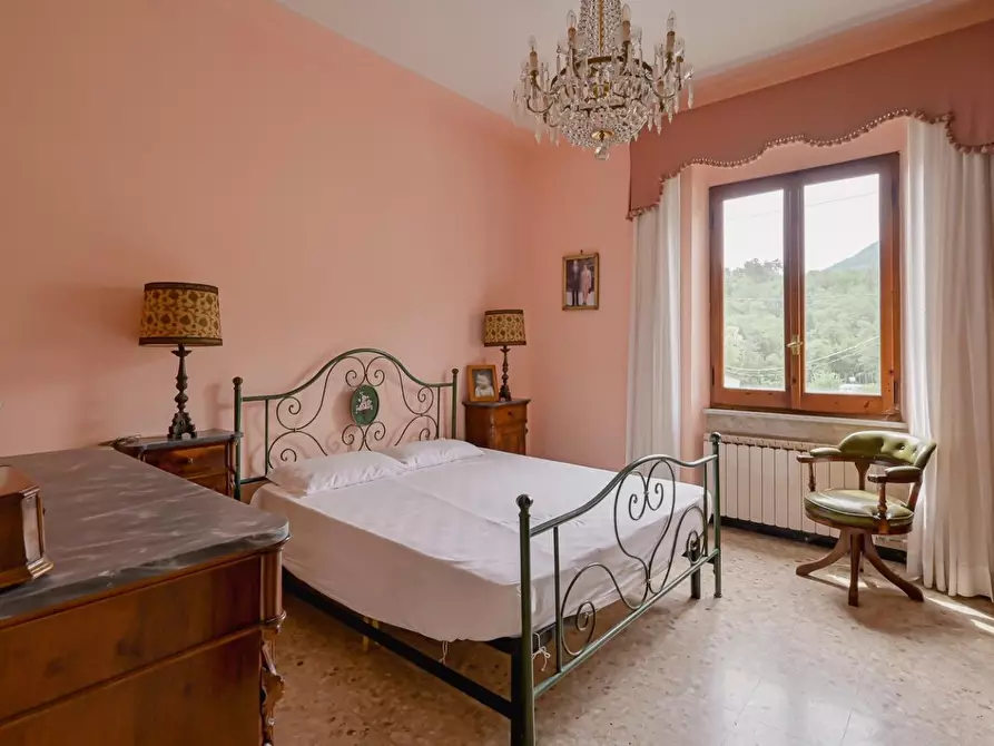 Immagine 12 di Casa indipendente in vendita  a Riccò Del Golfo Di Spezia