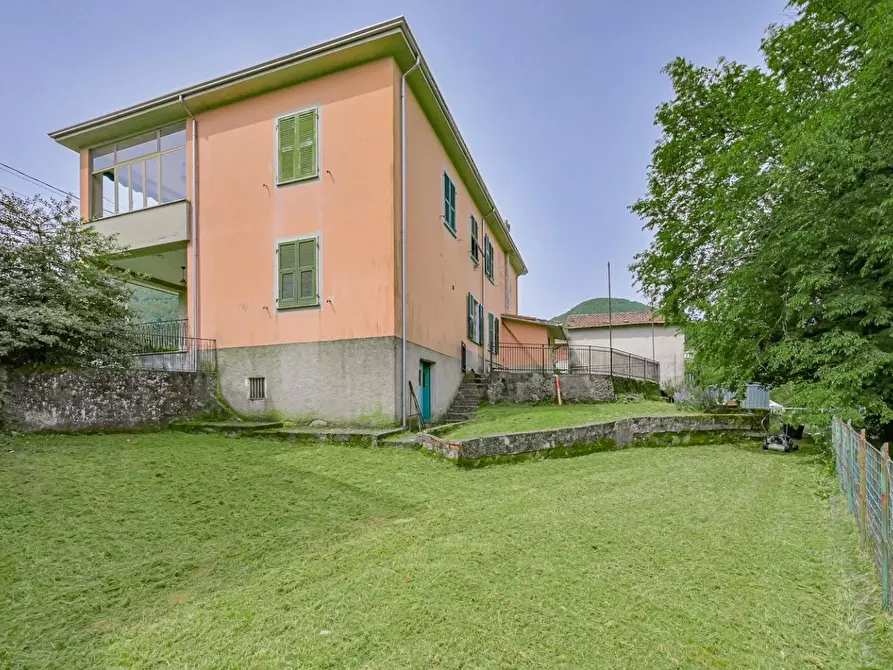 Immagine 26 di Casa indipendente in vendita  a Riccò Del Golfo Di Spezia