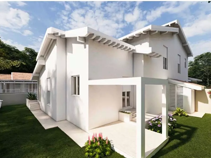 Immagine 4 di Casa bifamiliare in vendita  a Massarosa