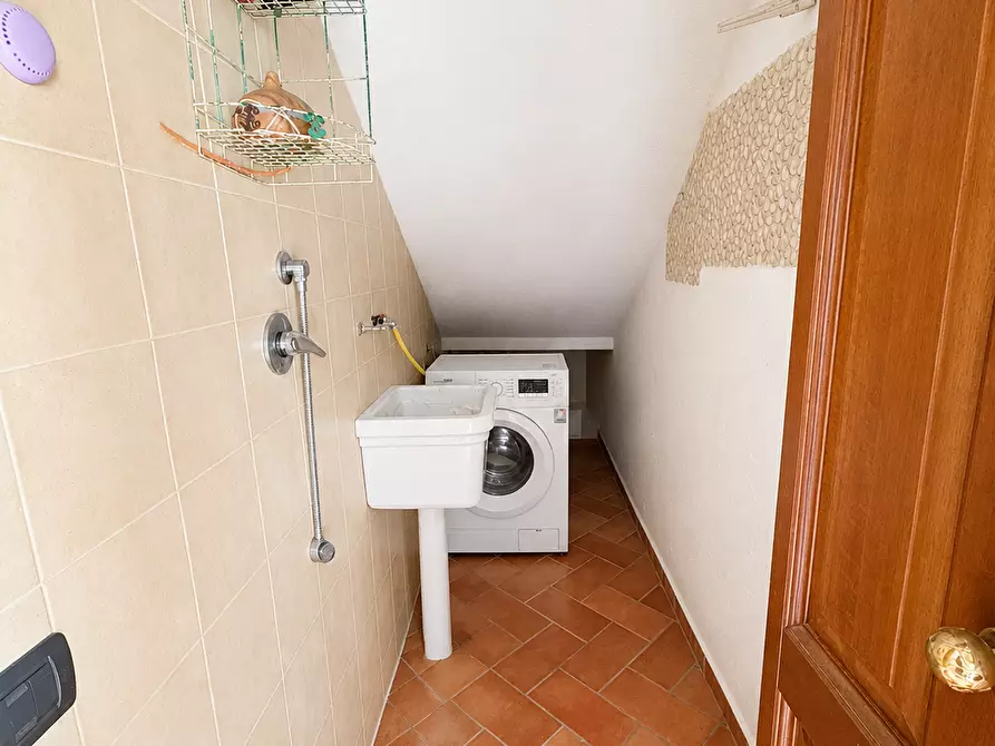 Immagine 10 di Appartamento in vendita  a Terricciola