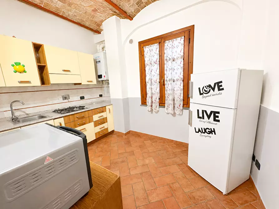 Immagine 3 di Appartamento in vendita  a Terricciola