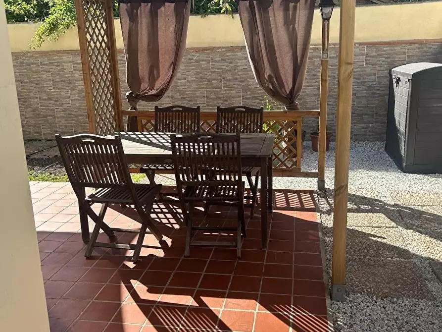 Immagine 1 di Appartamento in vendita  a Viareggio