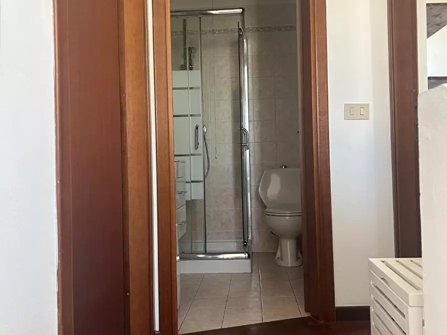 Immagine 8 di Appartamento in vendita  a Viareggio