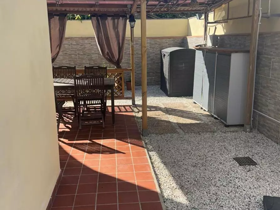 Immagine 26 di Appartamento in vendita  a Viareggio