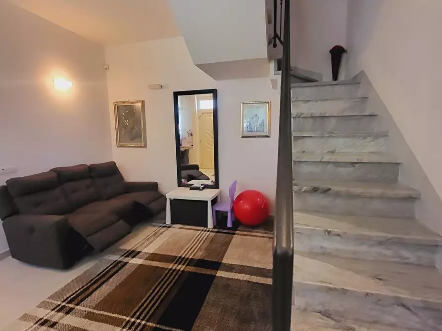 Immagine 4 di Terratetto in vendita  a Viareggio