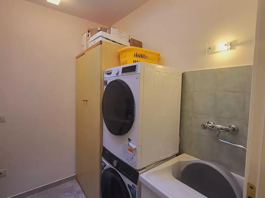 Immagine 42 di Terratetto in vendita  a Viareggio