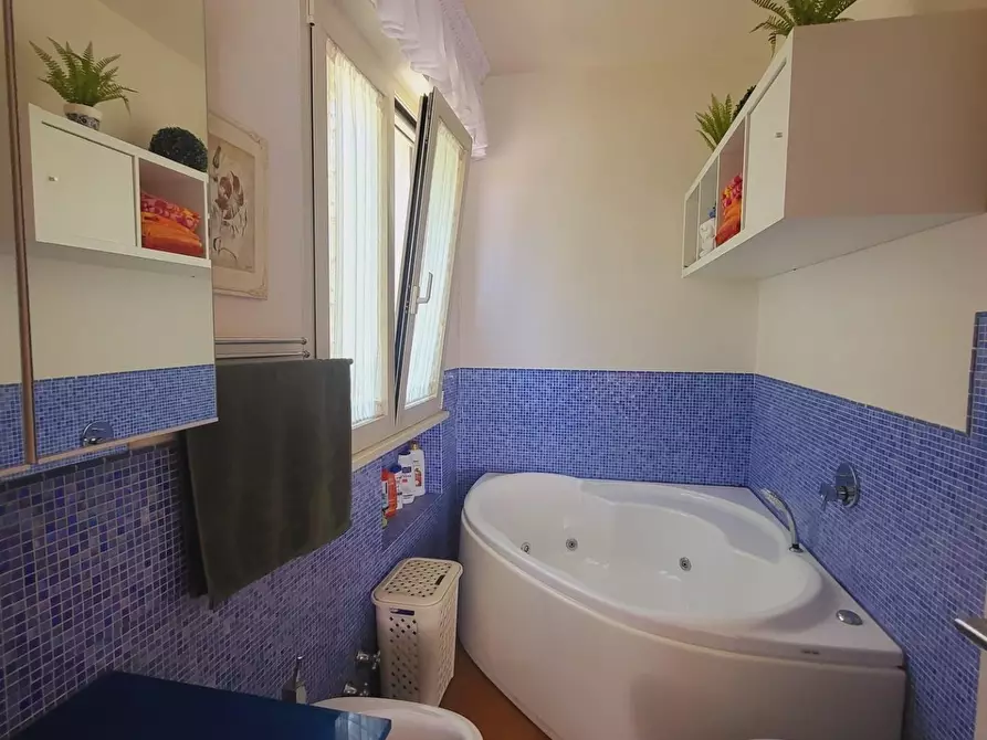 Immagine 38 di Terratetto in vendita  a Viareggio