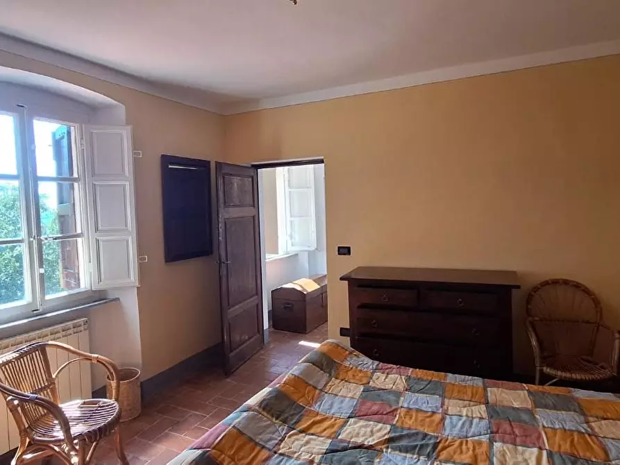 Immagine 20 di Casa colonica in vendita  a Pescaglia