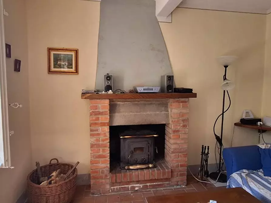Immagine 12 di Casa colonica in vendita  a Pescaglia