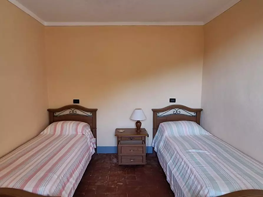 Immagine 24 di Casa colonica in vendita  a Pescaglia