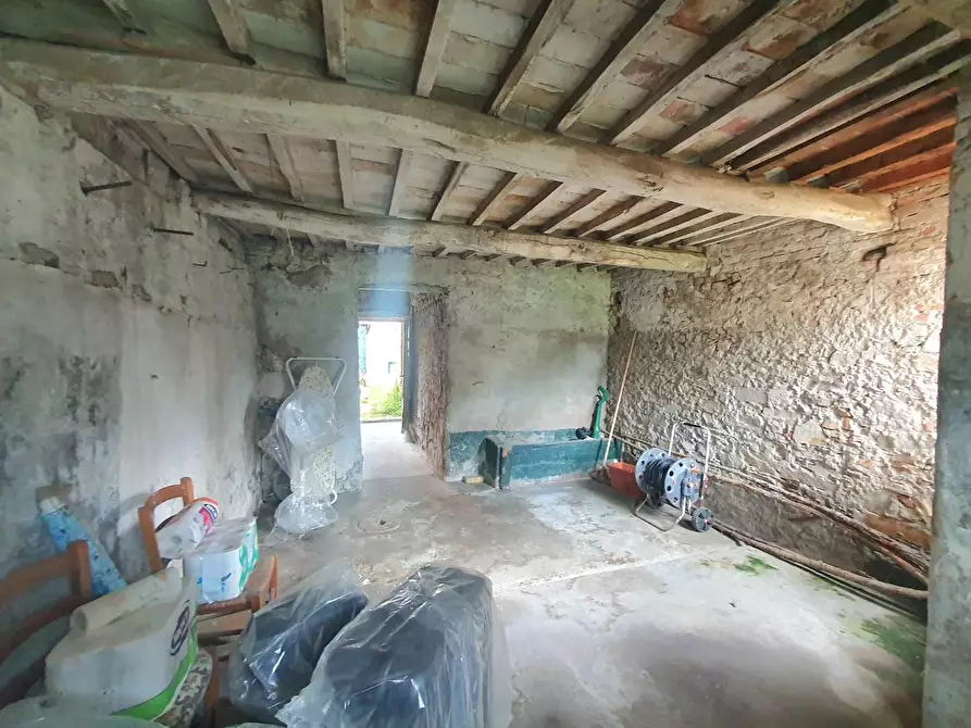 Immagine 36 di Terratetto in vendita  a Capannori