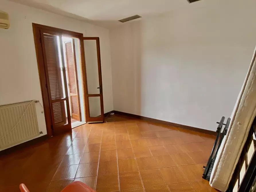 Immagine 10 di Terratetto in vendita  a Massarosa