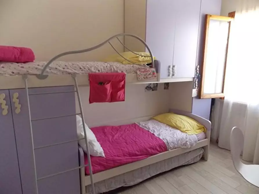Immagine 11 di Appartamento in vendita  a Rosignano Marittimo
