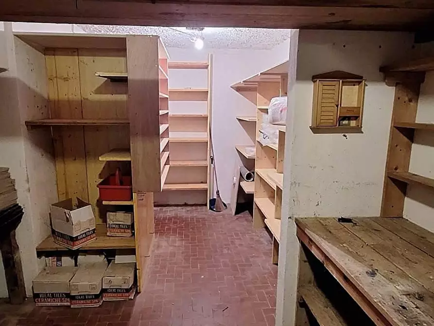 Immagine 15 di Appartamento in vendita  a Massa