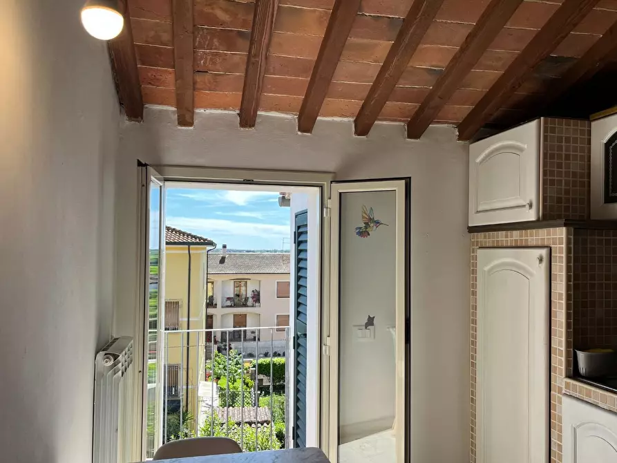 Immagine 11 di Appartamento in vendita  a Pontedera