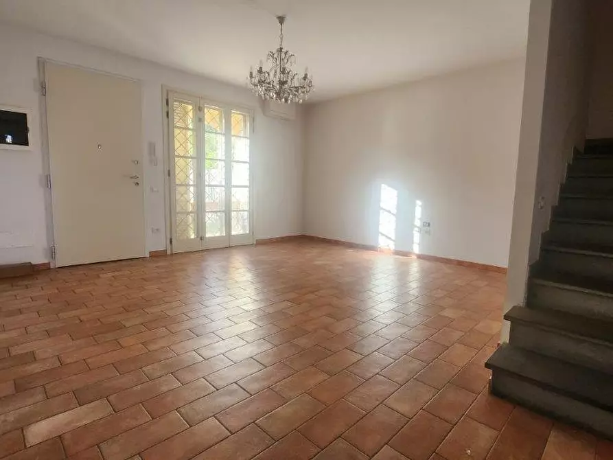 Immagine 3 di Villetta a schiera in vendita  a Vicopisano