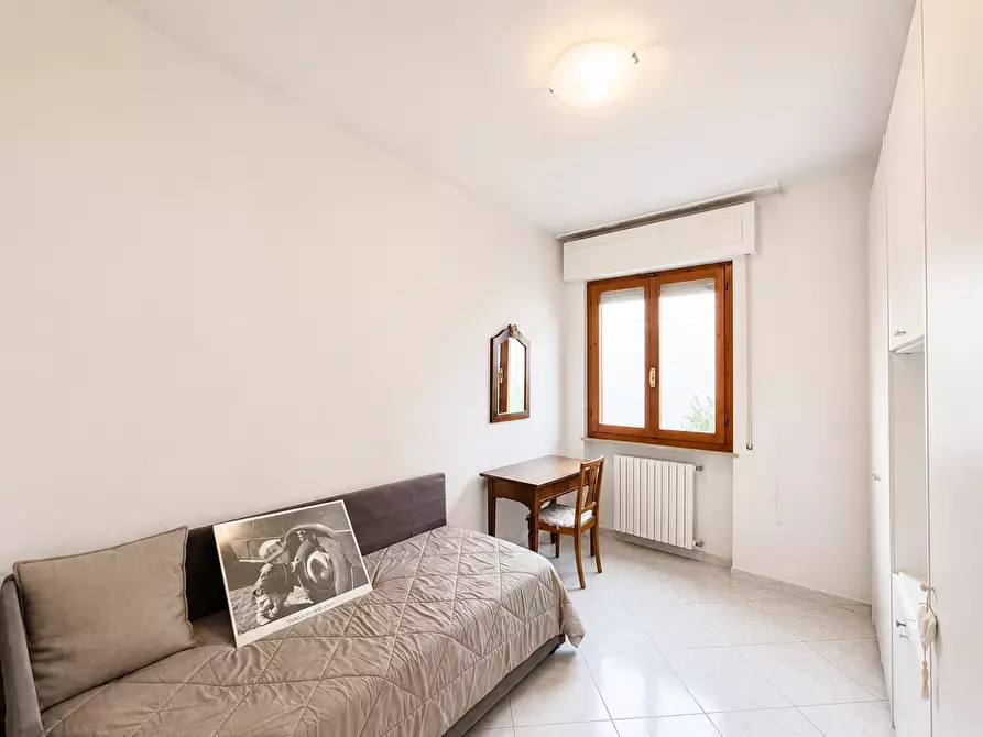 Immagine 12 di Appartamento in vendita  a Pontedera
